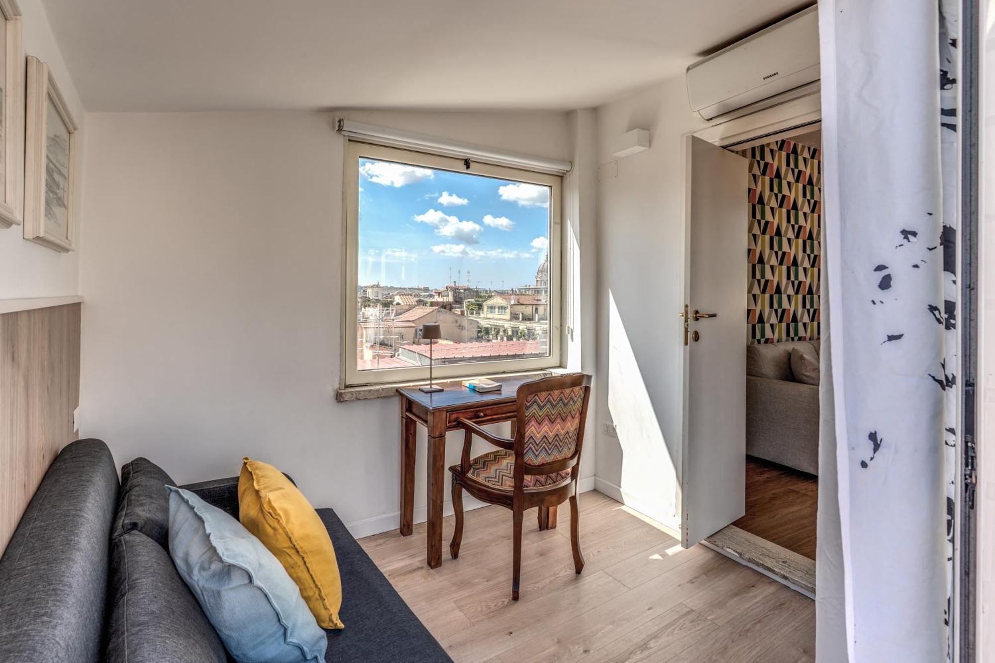Attic With Terrace Spanish Steps Exclusive Appartamento Roma